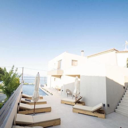 Theros Suites Dhiminio Buitenkant foto