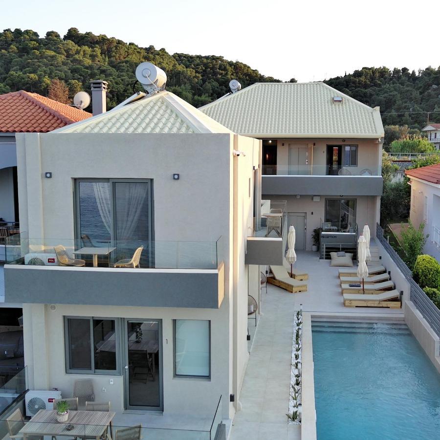 Theros Suites Dhiminio Buitenkant foto