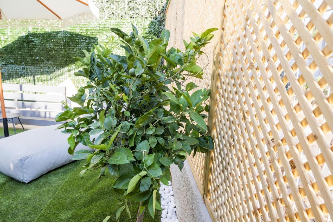 Theros Suites Dhiminio Buitenkant foto