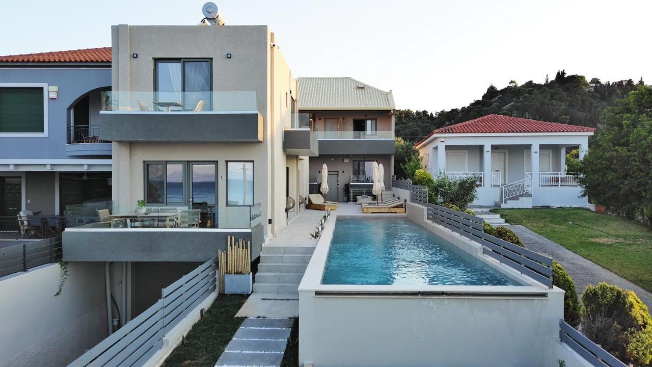 Theros Suites Dhiminio Buitenkant foto