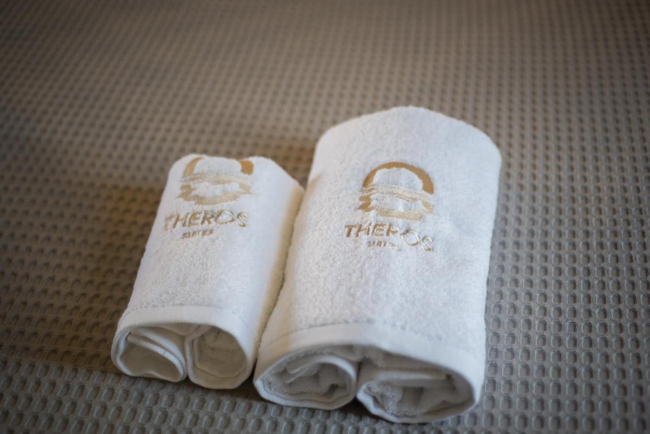 Theros Suites Dhiminio Buitenkant foto