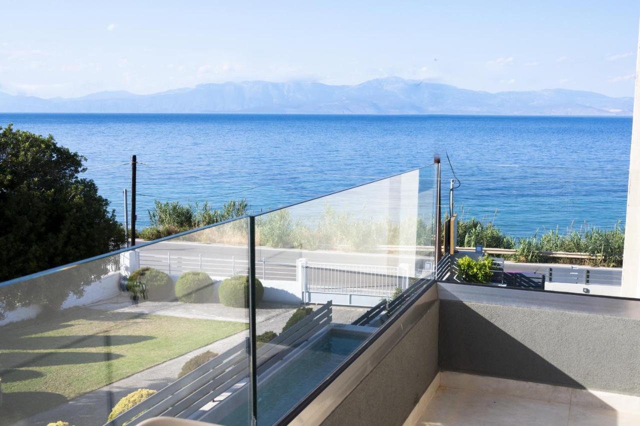 Theros Suites Dhiminio Buitenkant foto