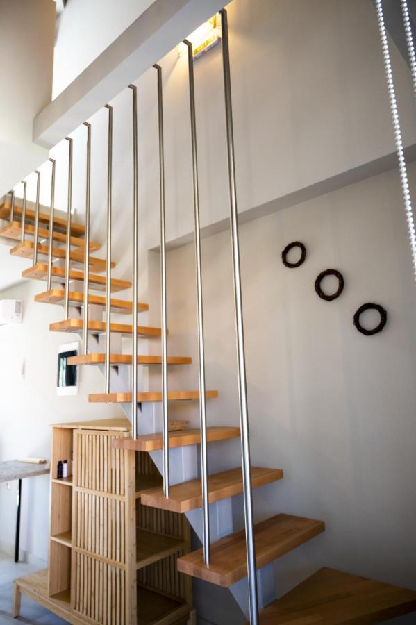 Theros Suites Dhiminio Buitenkant foto